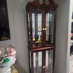 China Cabinet/ Chinera