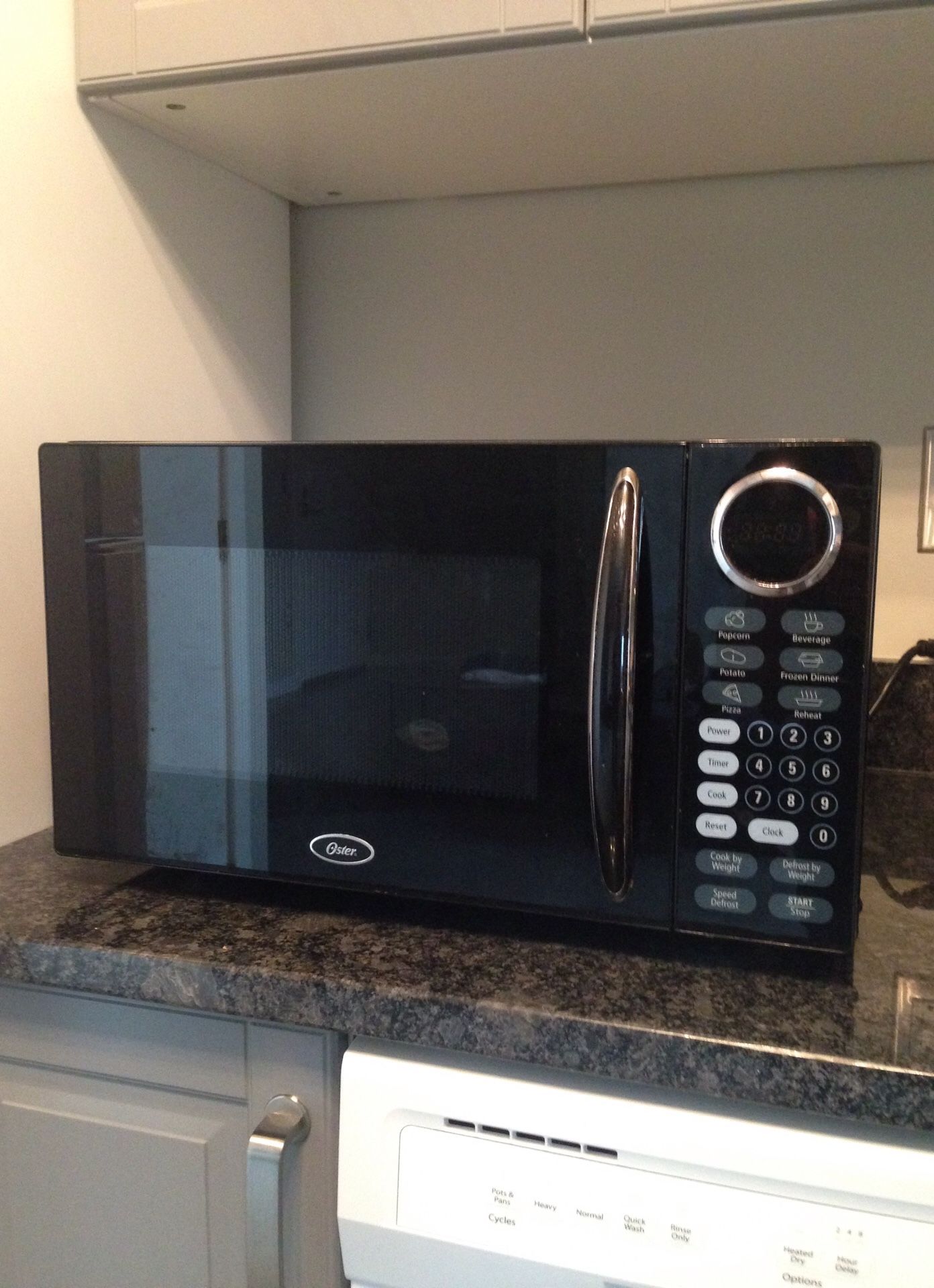 Oster Microwave(Black)