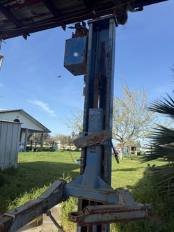Heavy Duty 2 Post Vehicle Lift