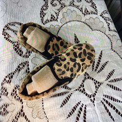 Loafers, Cheetah Print, 6.5, EUC