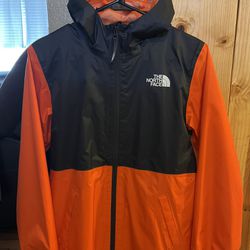 The North Face raincoat/Winter clothes  (Youth 14-16) 