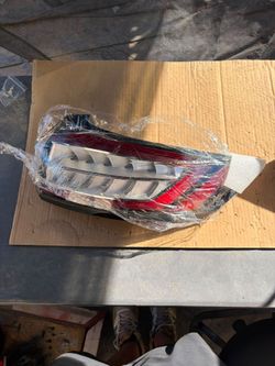 Chrome Red Passenger Right LED Outer Tail Light Assembly for Ford Edge 15-18
