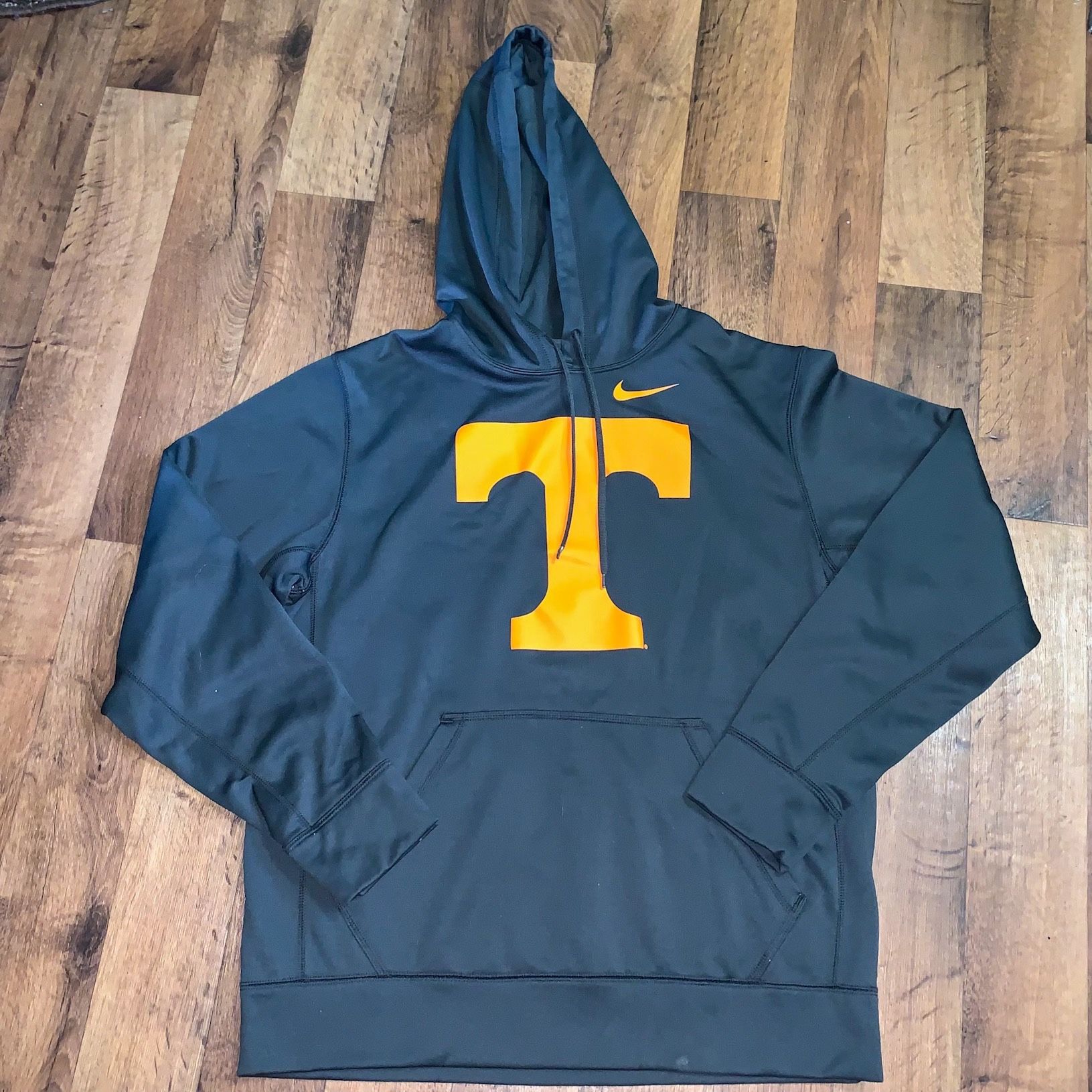 Nike Therma Fit University Of Tennessee Hoodie Size Medium 