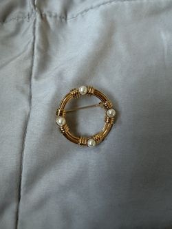 Vintage broche