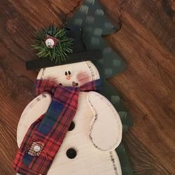 Wood Snowman Primitive Christmas Wall Hanging Decor Plaque Country Folk Art 16"
