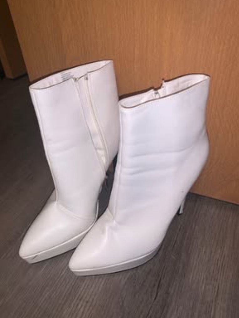 White Heels Size 8