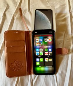 Apple IPhone 10 XR version 64GB-Unlocked