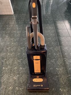 Sebo X4 Vacuum