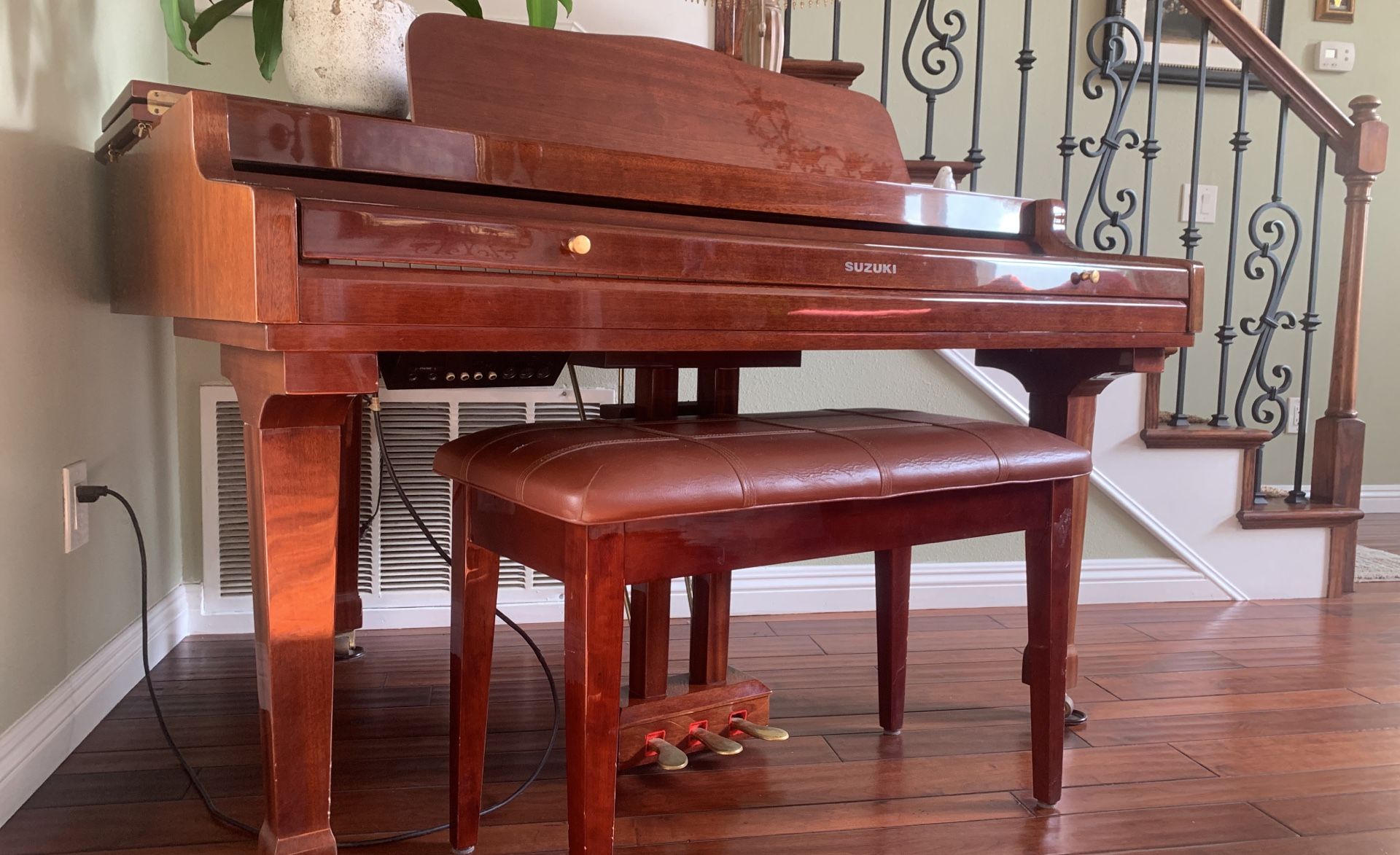 Suzuki Electric Baby Grand Ensemble HG500ex for Sale in Walnut, CA