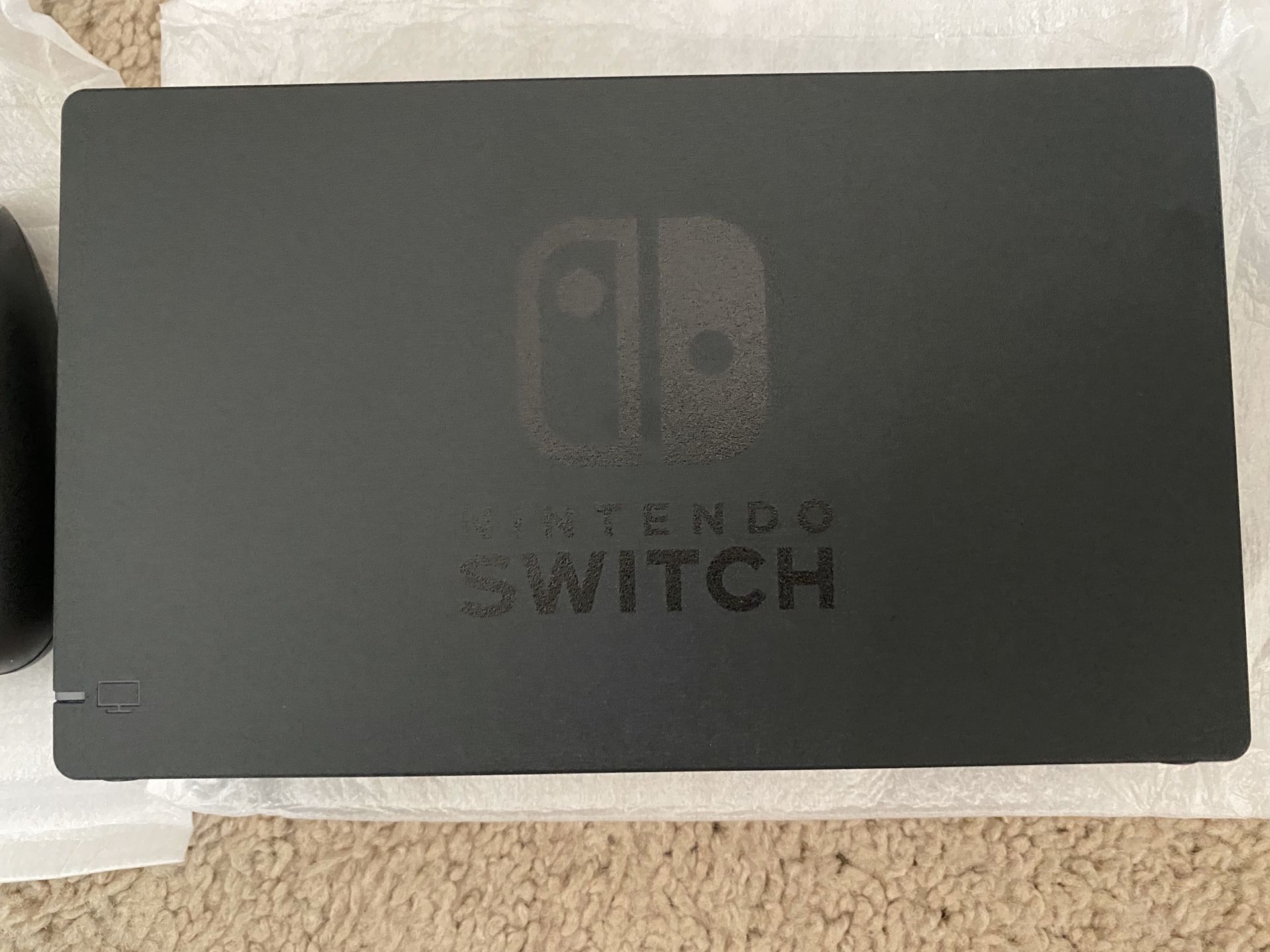 Nintendo Switch Dock / Joycon Grip plus more