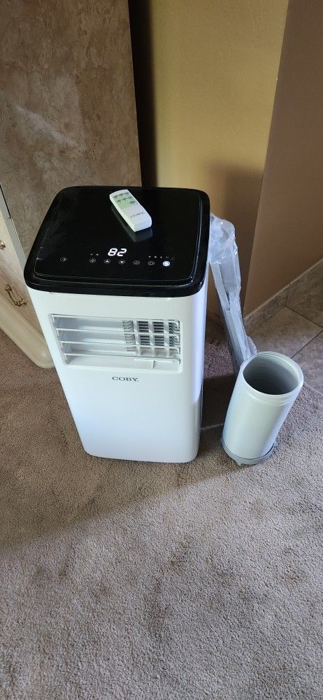 Like New 6500 BTU Portable Room Air Conditioner