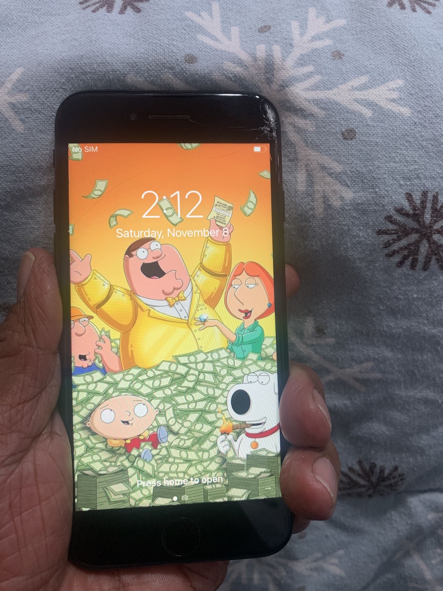 iPhone 7-32Gb unlocked Crack For Sale $50 Santa Ana City 