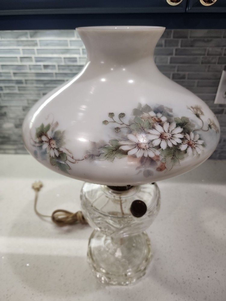 Vintage Electrified Aladdin Washington Drape Clear Glass Oil Lamp Model B