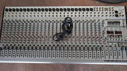 Behringer Eurodesk SL3242FX-Pro Mixing Console