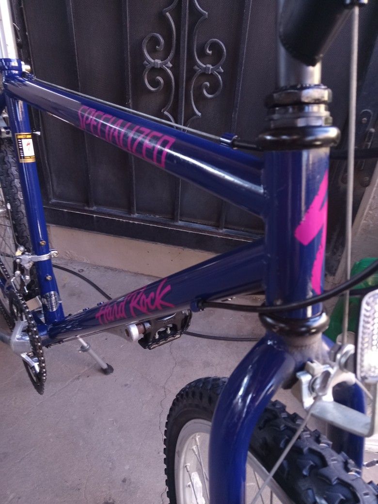 VINTAGE BIKE SPECIALIZED HARD ROCK TIRES SIZE 26 READY FOR RIDE 