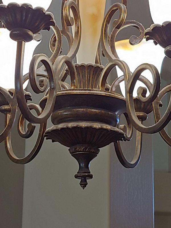 Chandliers From Lamp Plus Household In Chandler Az Offerup