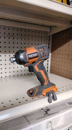 RIDGID 18V X4 IMPACT DRIVER (TOOL ONLY)