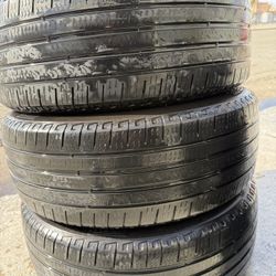 17” 3 tires 205/50R17  pirelli cinturato A/S