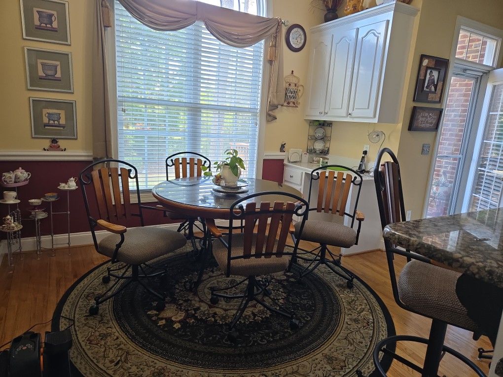 Dining Room Set