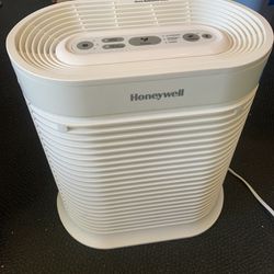Honeywell HEPA air Purifier 