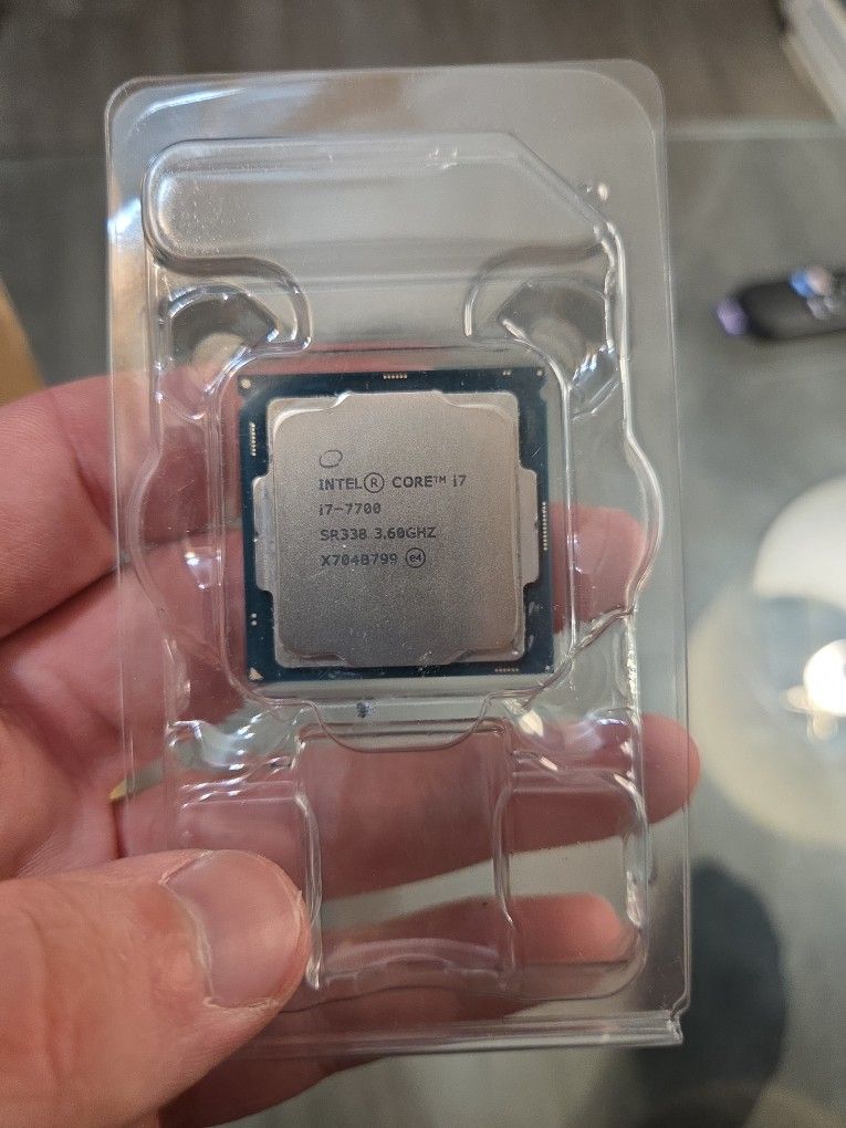 Intel I7-7700 3.6Ghz