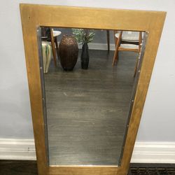  Antique mirror 18x31