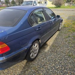 2002 BMW 325i