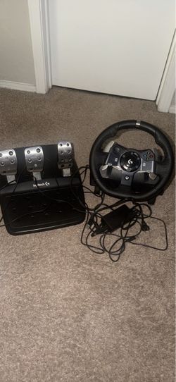 Logitech G920 Wheel and Pedal