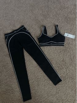 Alo Matching Set Black with White Women Size Small