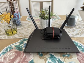 NETGEAR Nighthawk Smart Wi-Fi Router (R7000) - AC1900 Wireless Speed (Up to 1900 Mbps) | Up to 1800 Sq Ft