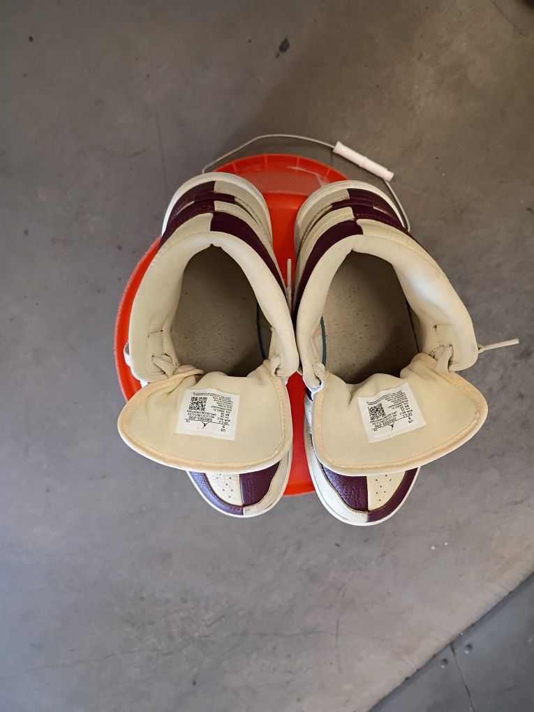 Air Jordan Nike Shoes US 9 Of Leather