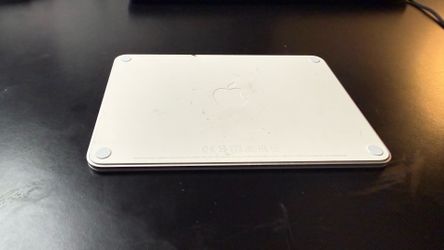 Apple Magic Trackpad 2