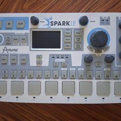 Arturia Sparkle LE - Drum Machine Midi Controller