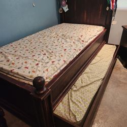 Twin bed with trundle - $250 obo