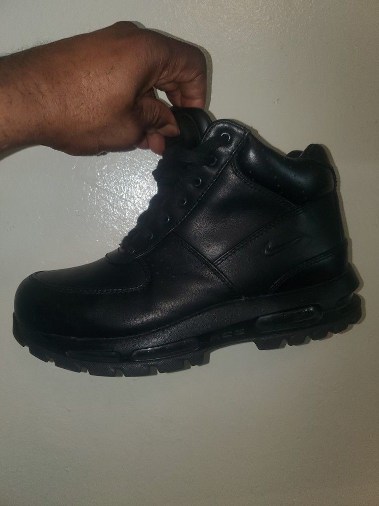 Nike Boots