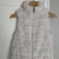 Faux-Fur Vest 