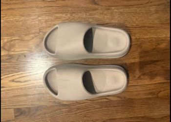 Yeezy Slides