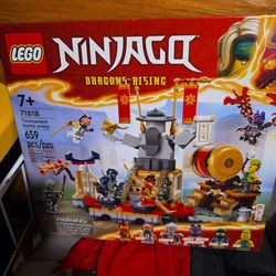 Brand New Lego Ninjago Dragons Rising  Tournament Battle Arena 71818 &  Lloyds Pull Back Race Car 71828-Damaged Box