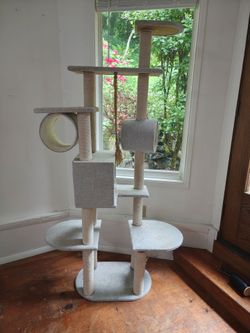 Cat tree