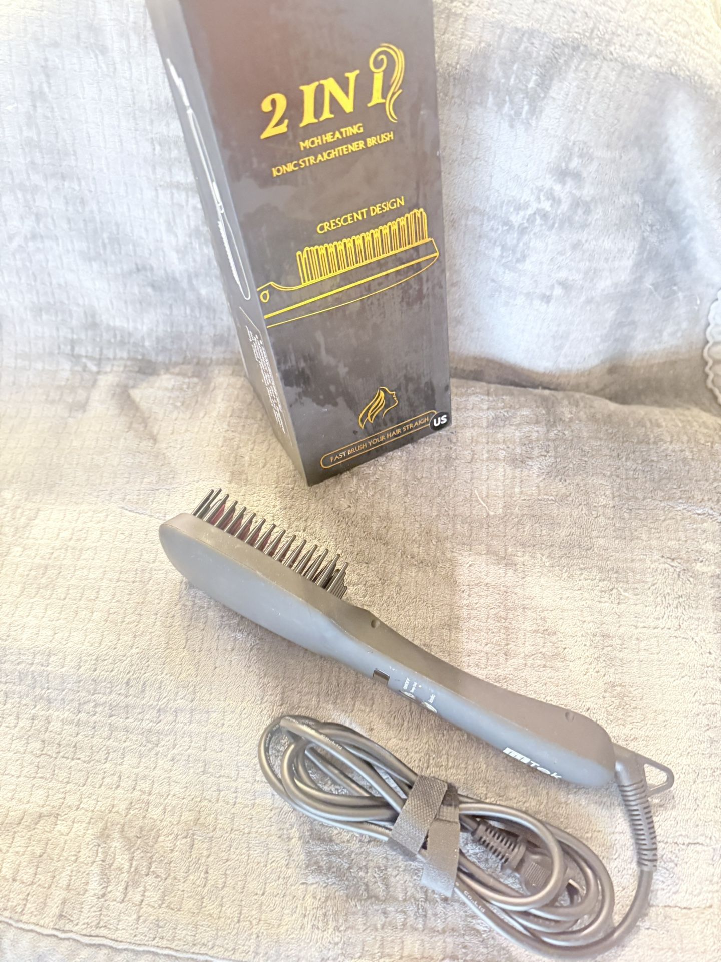 ✨ FitTek 2-in-1 Ionic Hair Straightener Brush – Fast Heating, Frizz-Free Styling