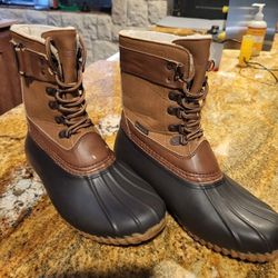Duck Boots Size 8