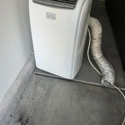 Portable Ac And Hose 