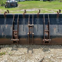 Tractor  BUCKET   