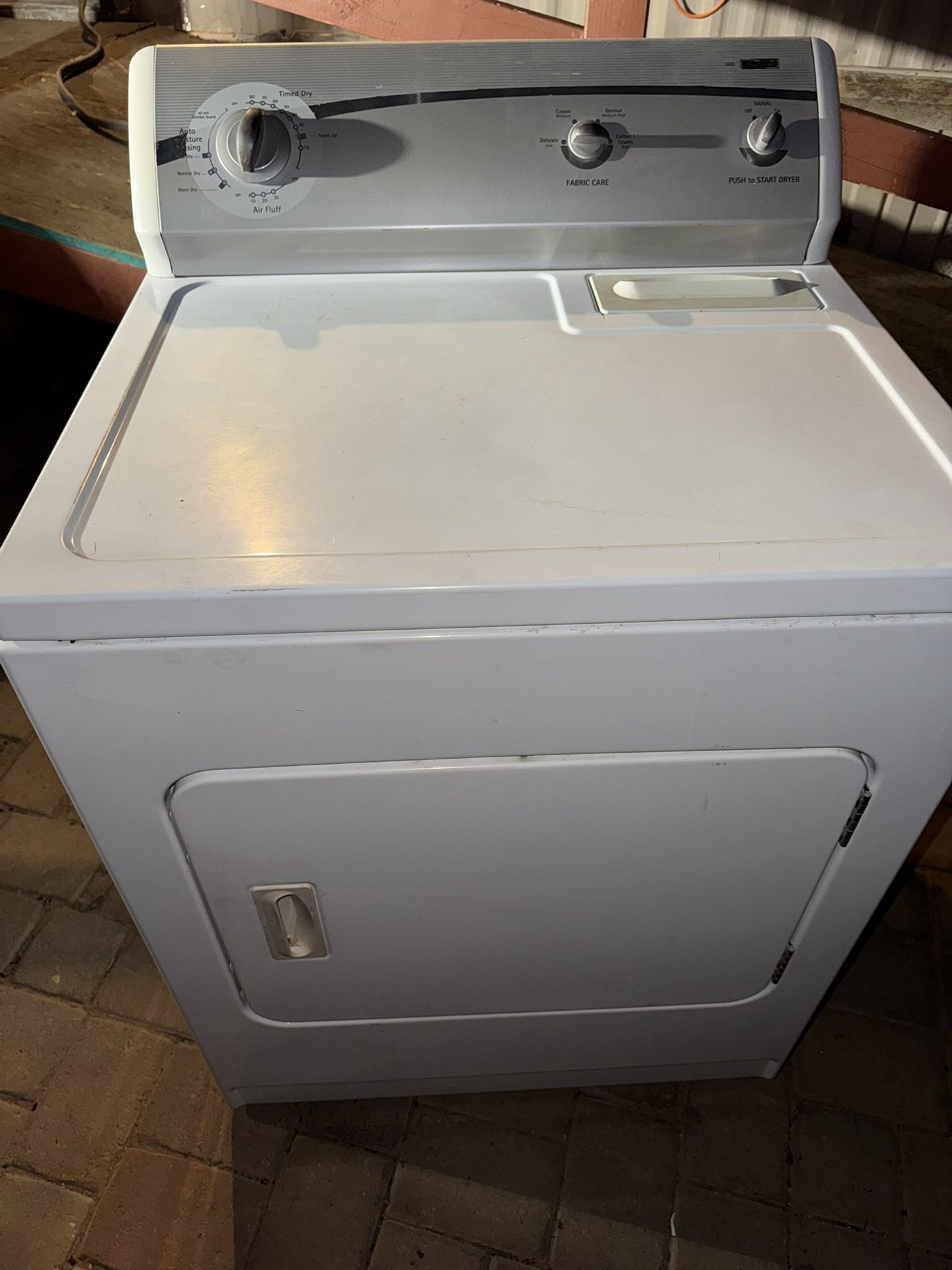 Kenmore Series 600 Dryer White Electric