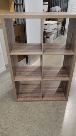 Multiple (10+) Cubbies