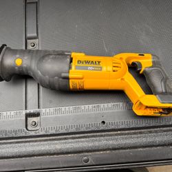 Dewalt Reciprocating Saw 