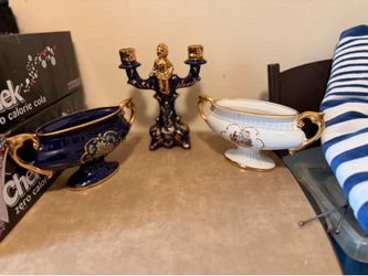 Vintage Italian Ceramic Decor Set – Cobalt Blue & White Urns with Cherub Candelabra