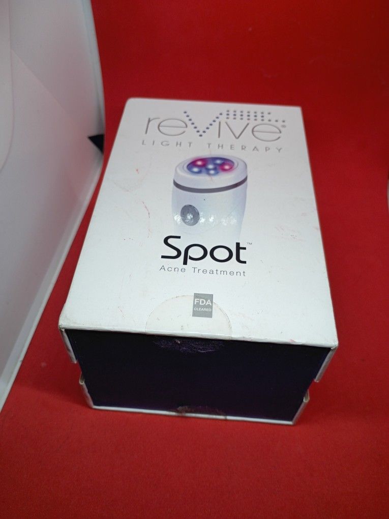 Spot Revive Light Therapy Acne