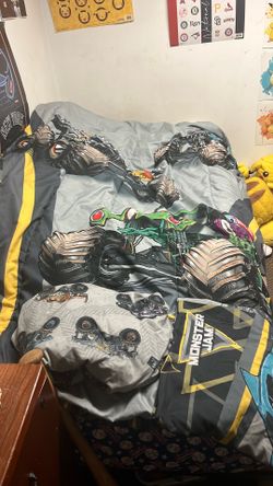 Monster jam twin size bedding with 1 pillow case and fitted sheets