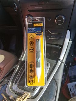 Fluke 1AC II VoltAlert Non-Contact Voltage Tester